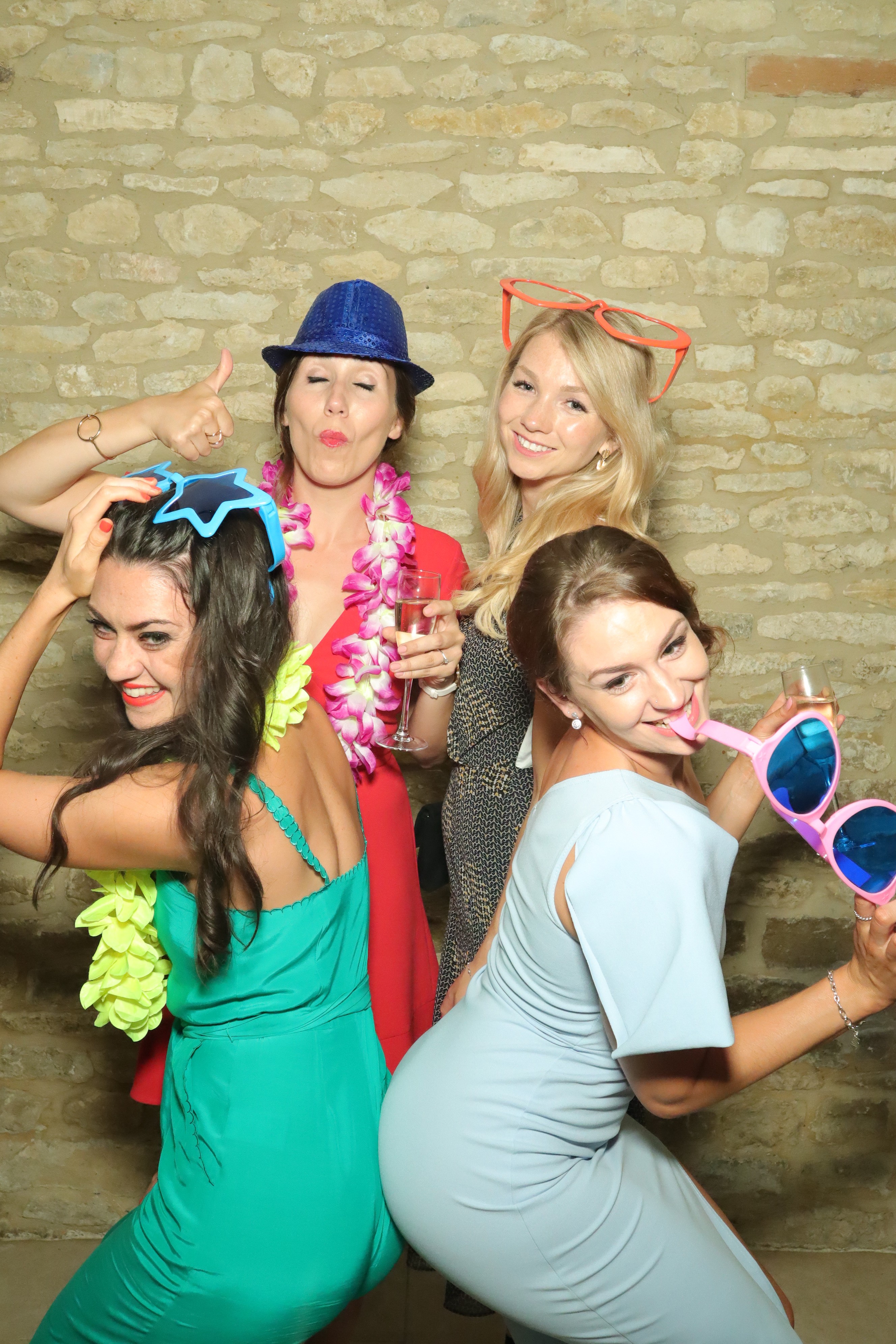 Natalie & Jack’s Wedding | View more photos from the event at gallery.myphotoboothexperience.co.uk/u/MyPhotoBoothExperienceLtd/Natalie-Jack’s-Wedding
